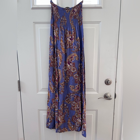 no brand Dresses & Skirts - Vintage paisley maxi dress circa 2000’s